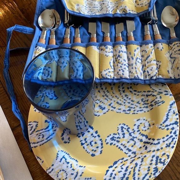 Eddie Bauer Pick nick Basket - Picture 3 of 3